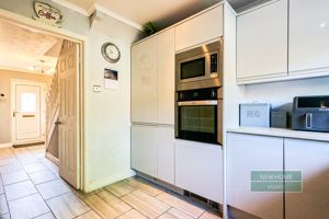 Photo 30- click for photo gallery